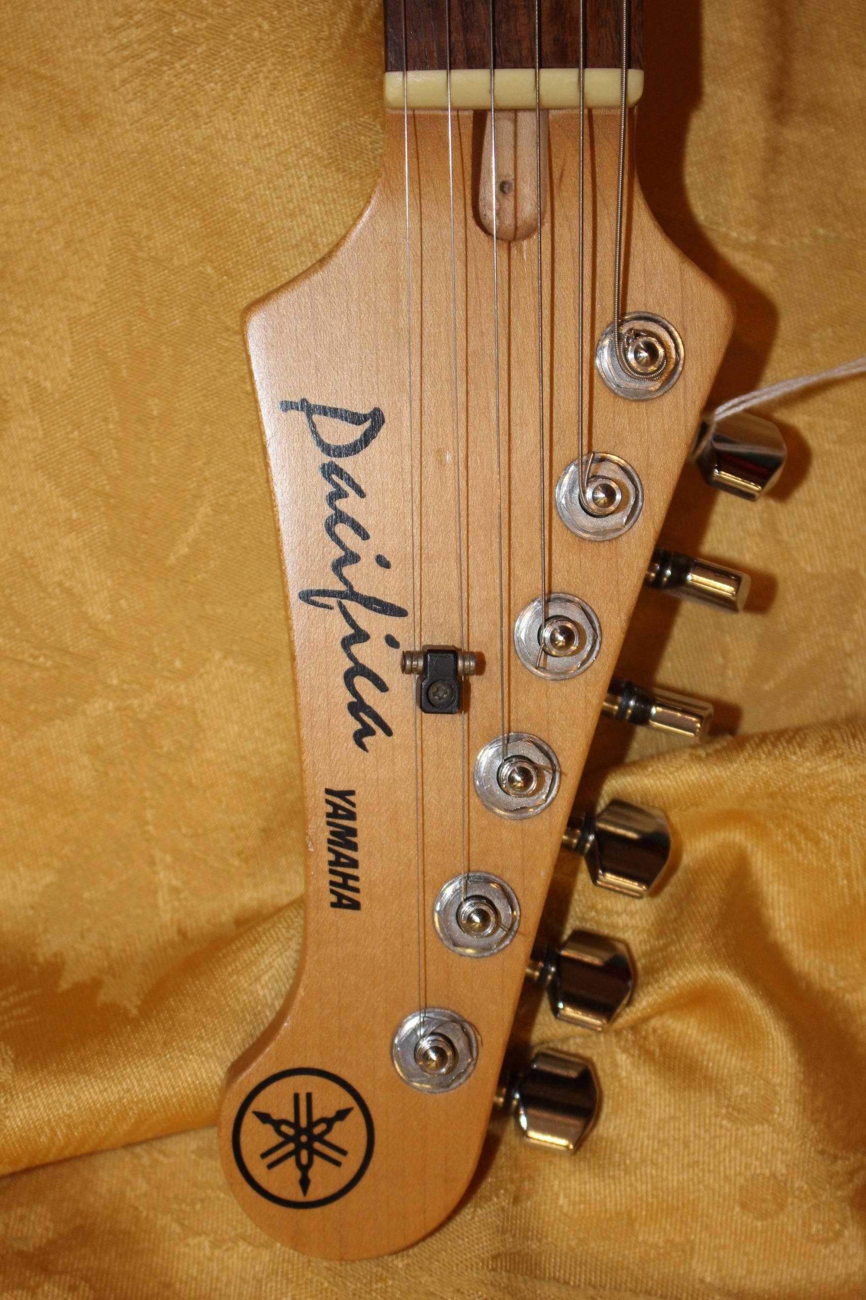 Yamaha Pacifica 604 Electric Guitar w/Sperzel Locking Tuners Ted's