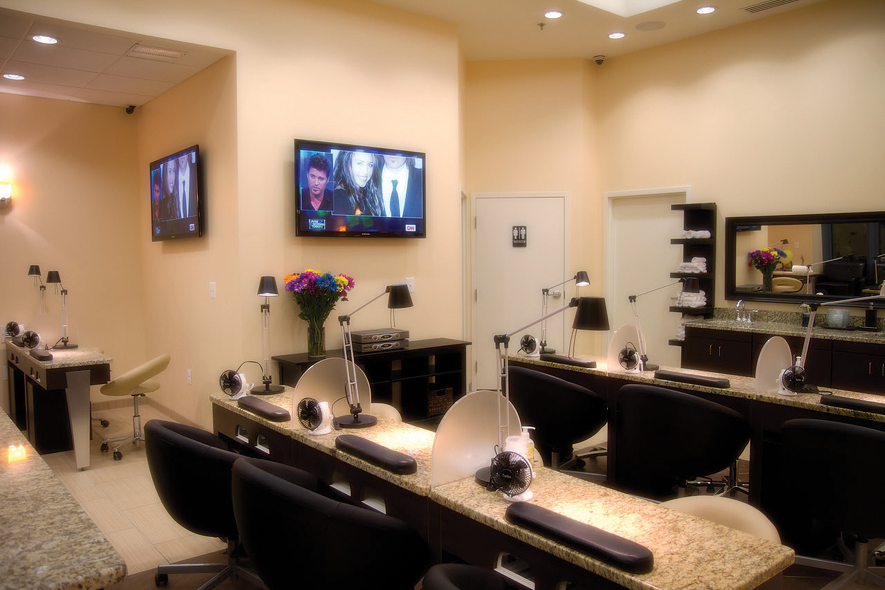 W Nails and Spa TEEL Construction, Inc.