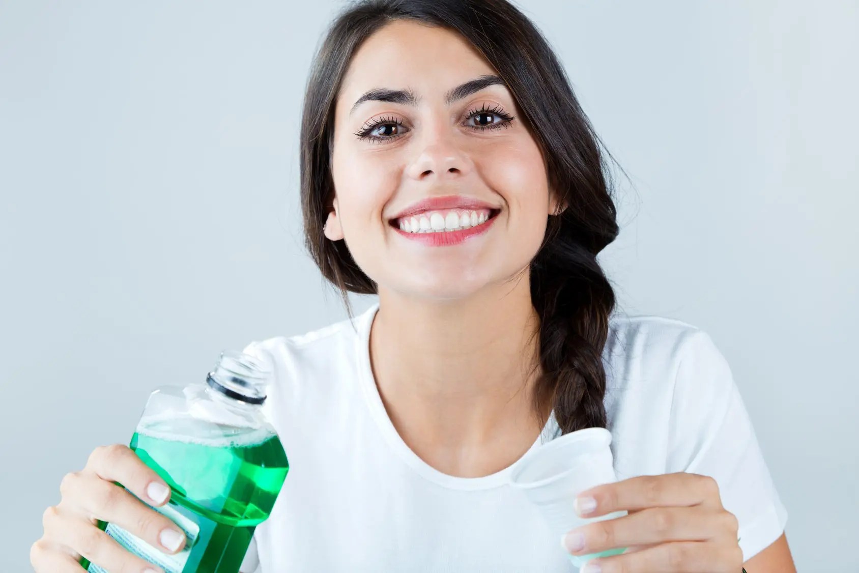 Best Mouthwash for Dental Implants by Dentists Teethandtooth
