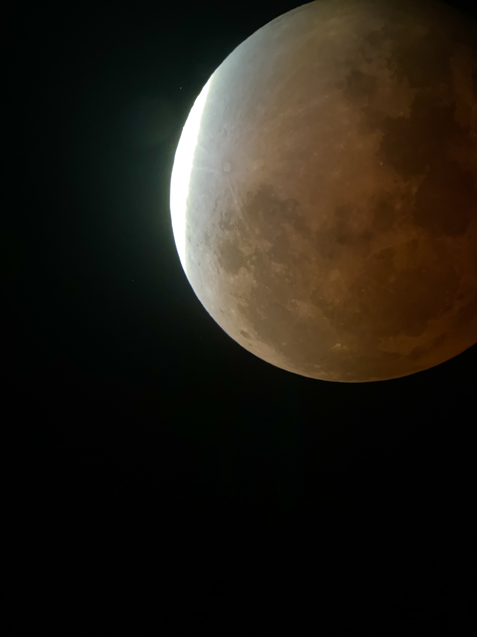 How to Photograph The Moon with a Telescope