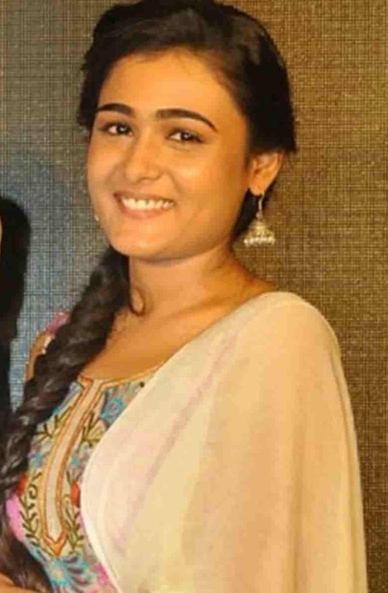 Arjun Reddy Heroine Shalini Pandy Own Dubbing Vijay Devarakonda