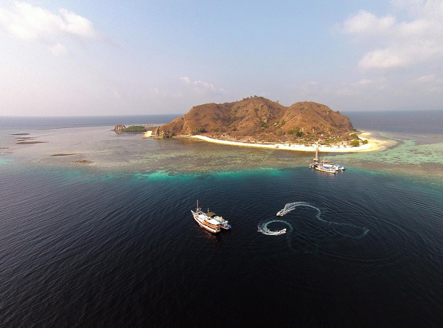 7 Alasan Kenapa Harus Traveling ke Labuan Bajo, Nusa Tenggara Timur
