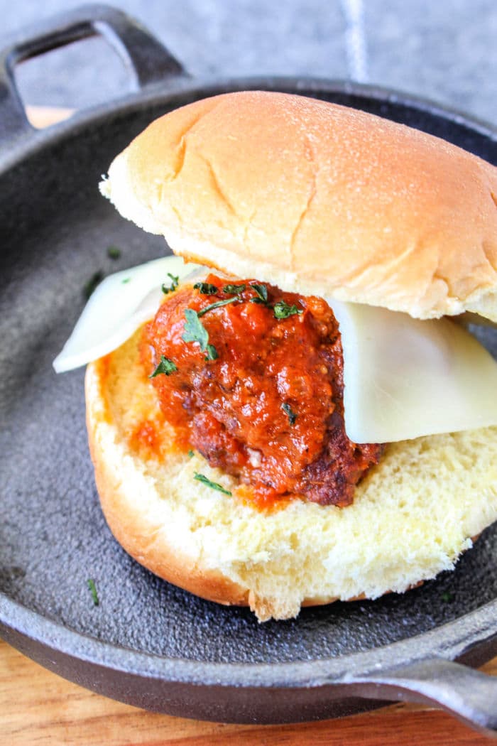 How to cook meatballs on the stove? THEKITCHENKNOW