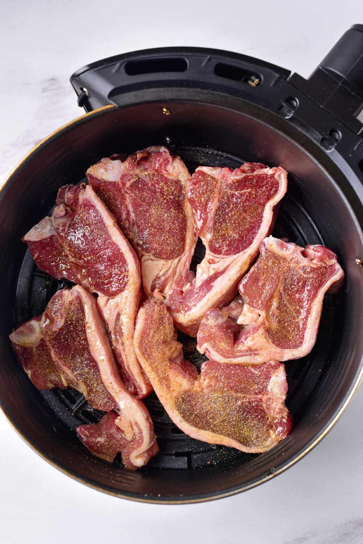 How Long to Cook Lamb Chops, Shoulder Chops, Loin, Ribs