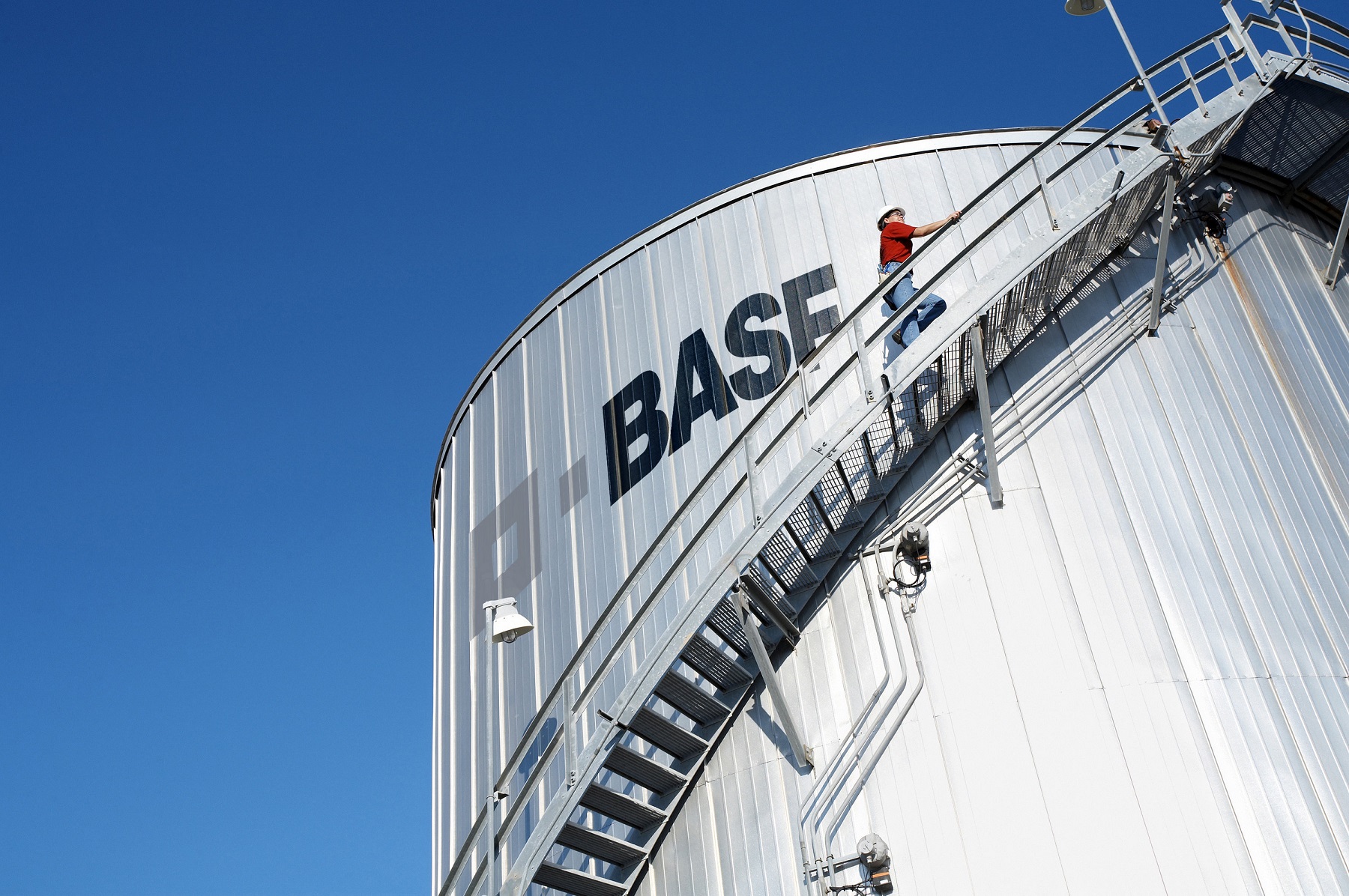 Basf Chemicals & Basf Chemicals Italia S.p.a Ten engineering s.r.l