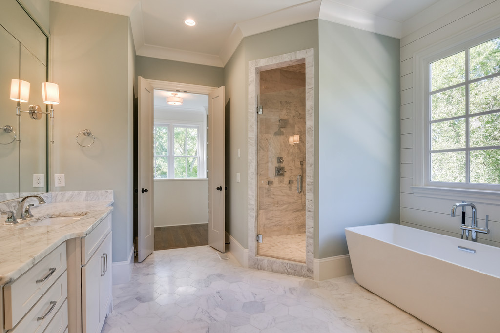 Custom Home Builder Franklin, TN Home Builder Brentwood, TN Bath