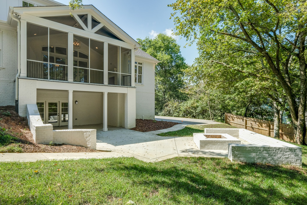 New Homes Brentwood, TN Thompson Station Custom Home Builder