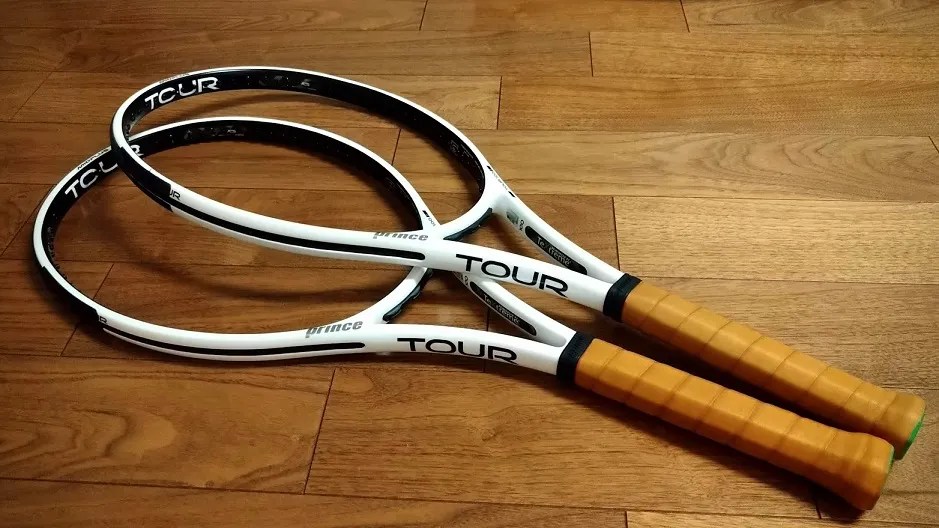 【ラケットメンテナンス】プリンス ツアー100（PRINCE TOUR 100）の元グリップ交換｜シンセティックからレザーグリップへの交換に