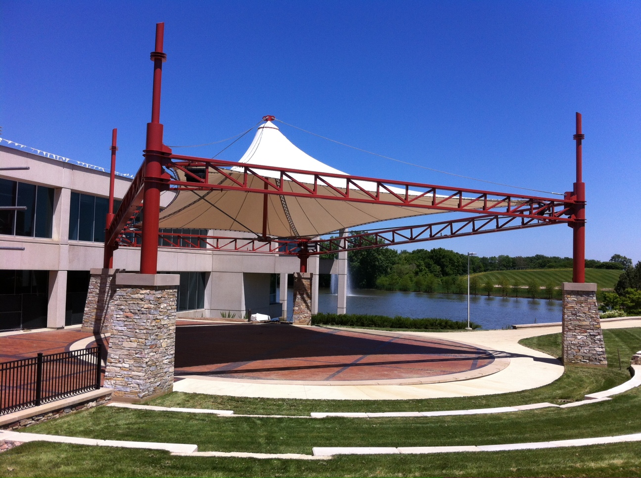 College of DuPage MAC Glen Ellyn, IL Tension Structures