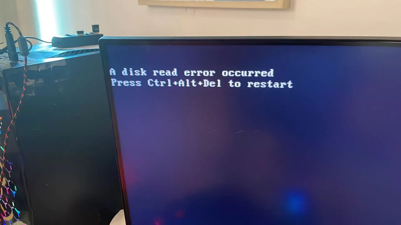 Cara Atasi Masalah 'A Disk Read Error Occured' Tera Tech