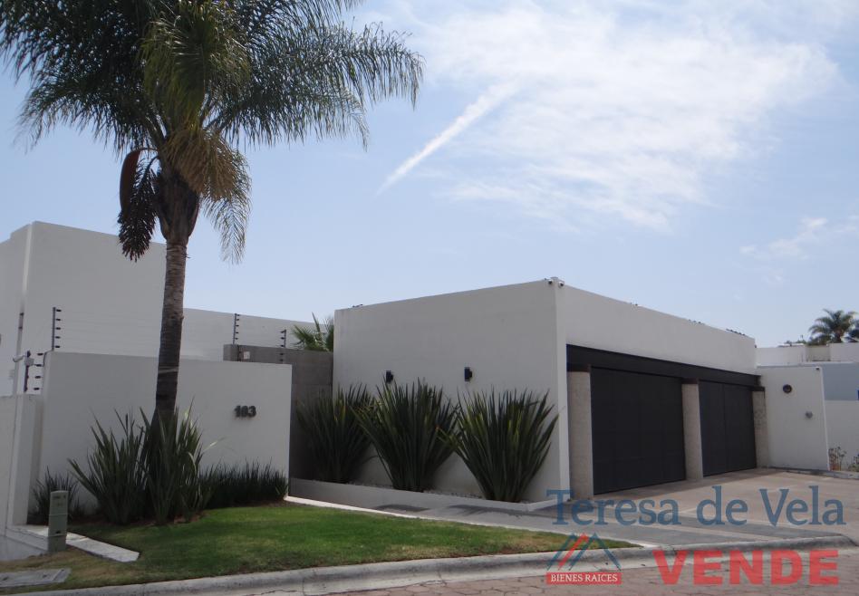 Teresa de Vela Bienes Raices Casas en Venta y Renta Leon, Compra y