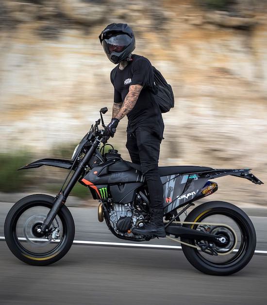 Pro Skateboarder Nyjah Huston Just Living The Dream ⋆ Terez Owens 1