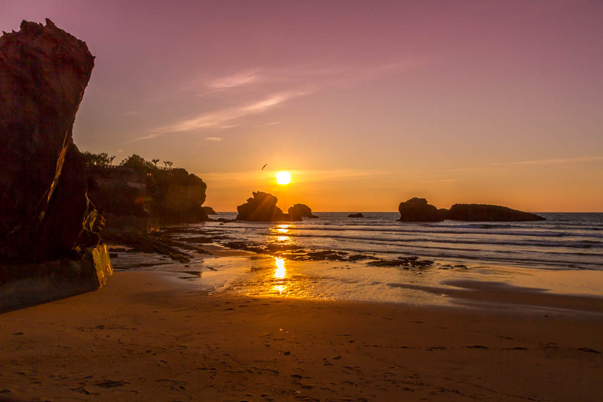 Coucher de soleil sur Biarritz … Terra Indigene