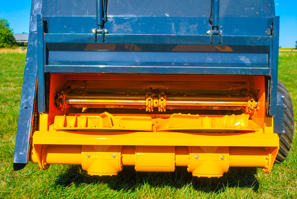 TerraKat Poultry Manure Spreader TerraKat LLC