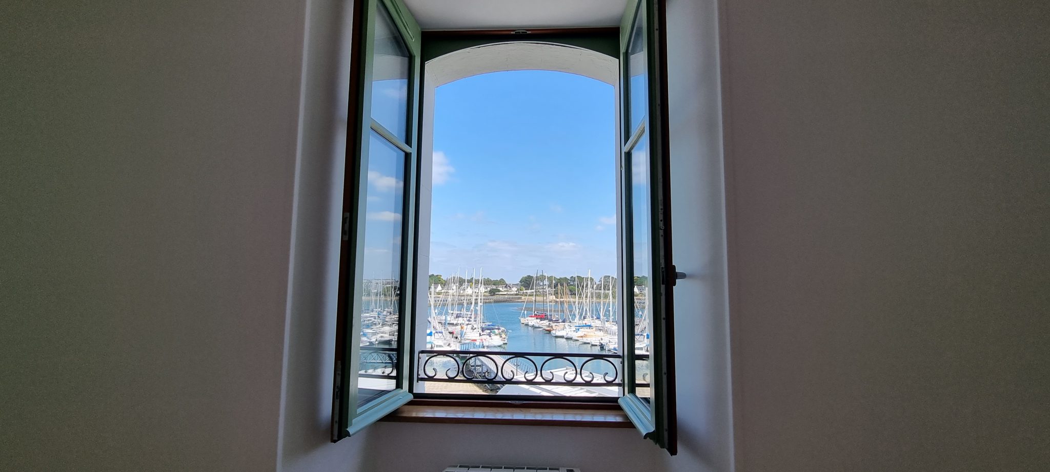 A Louer. VUE MER Location non meublée. T3 PORT LOUIS TERRE D'IMMO