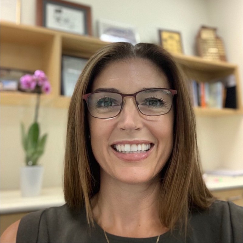 ANNA MCDONALD Territory FM 104.1