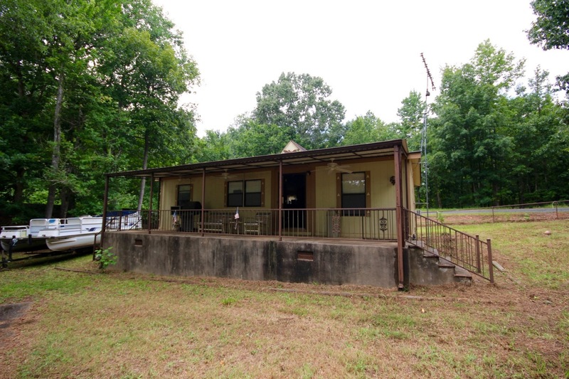 Home on Lake Greenwood Cross Hill, SC Terry Howe & Associates