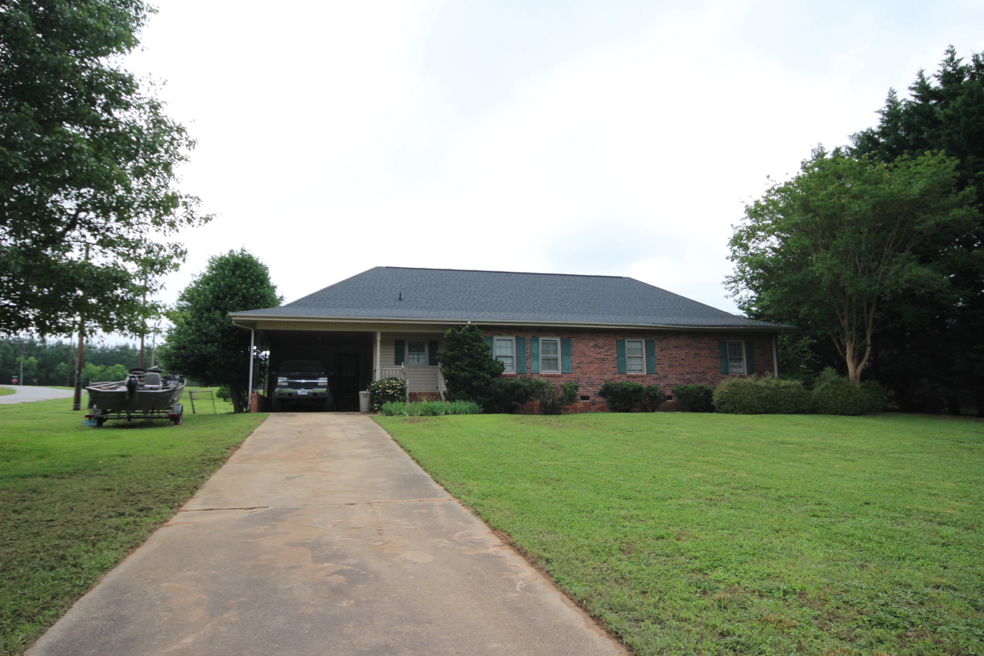 Greer, SC 3 Bedroom Brick Ranch Home Terry Howe & Associates
