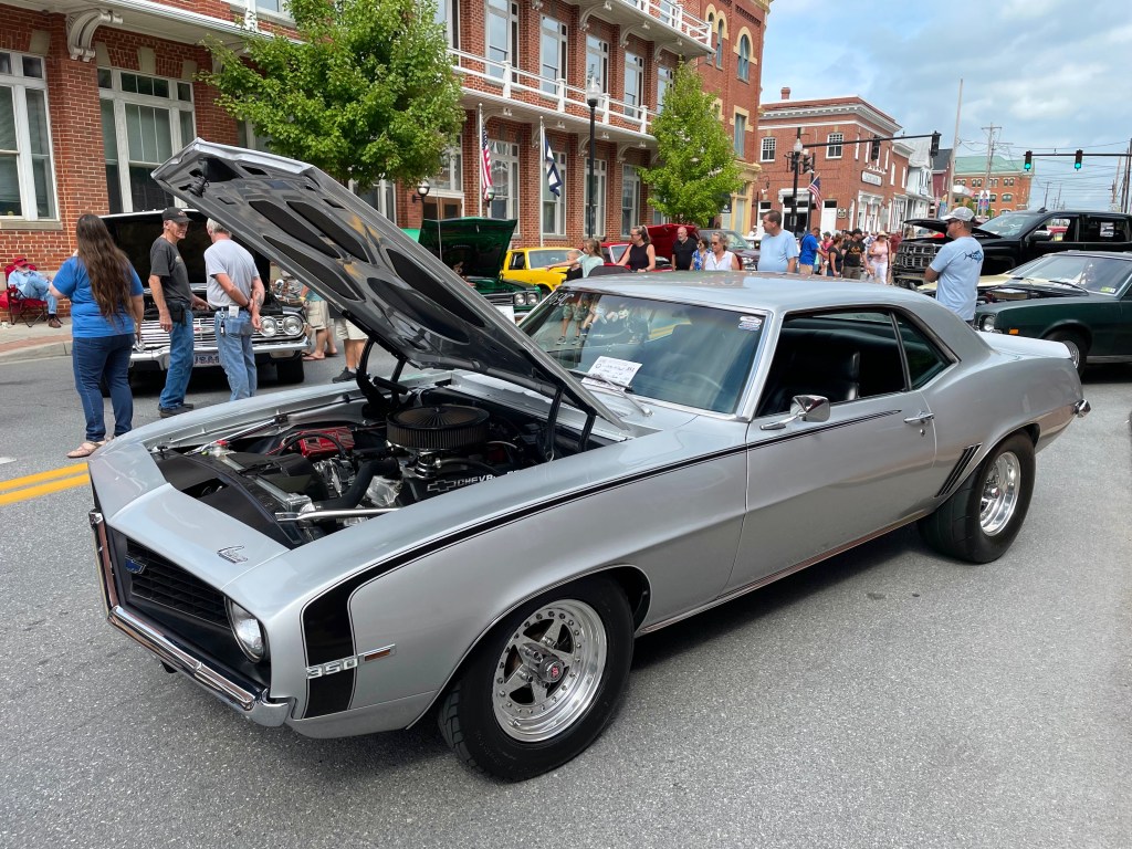 2022 Charles Town Car Show TJ vintage & historic racing coverage