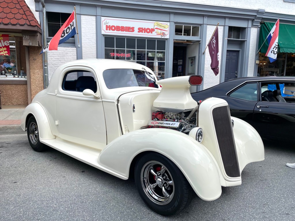 2022 Charles Town Car Show TJ vintage & historic racing coverage