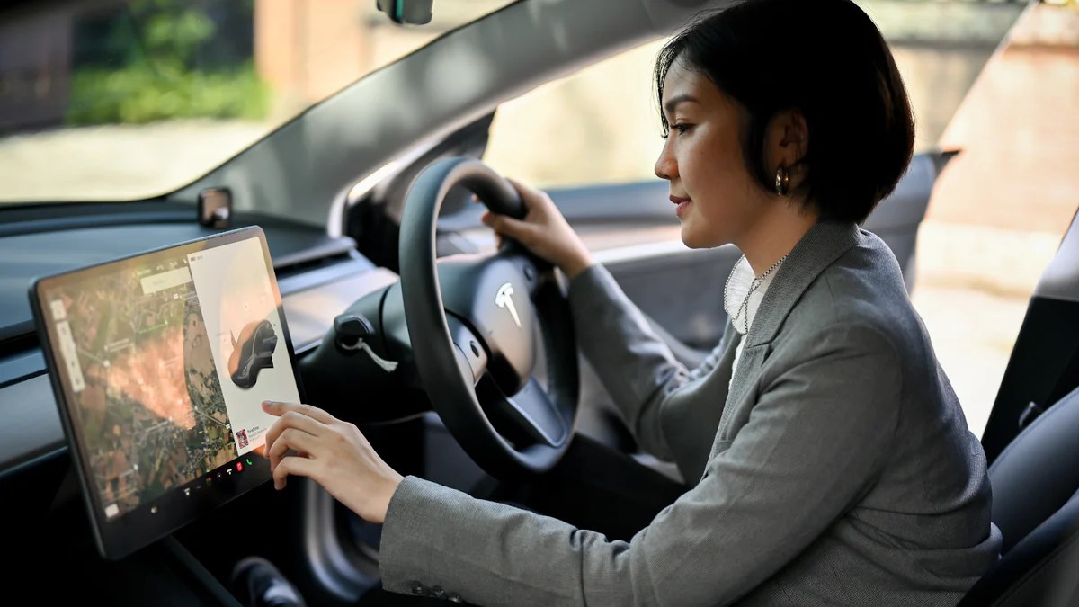 10 Best Tesla Accessories Under 50 TESBROS