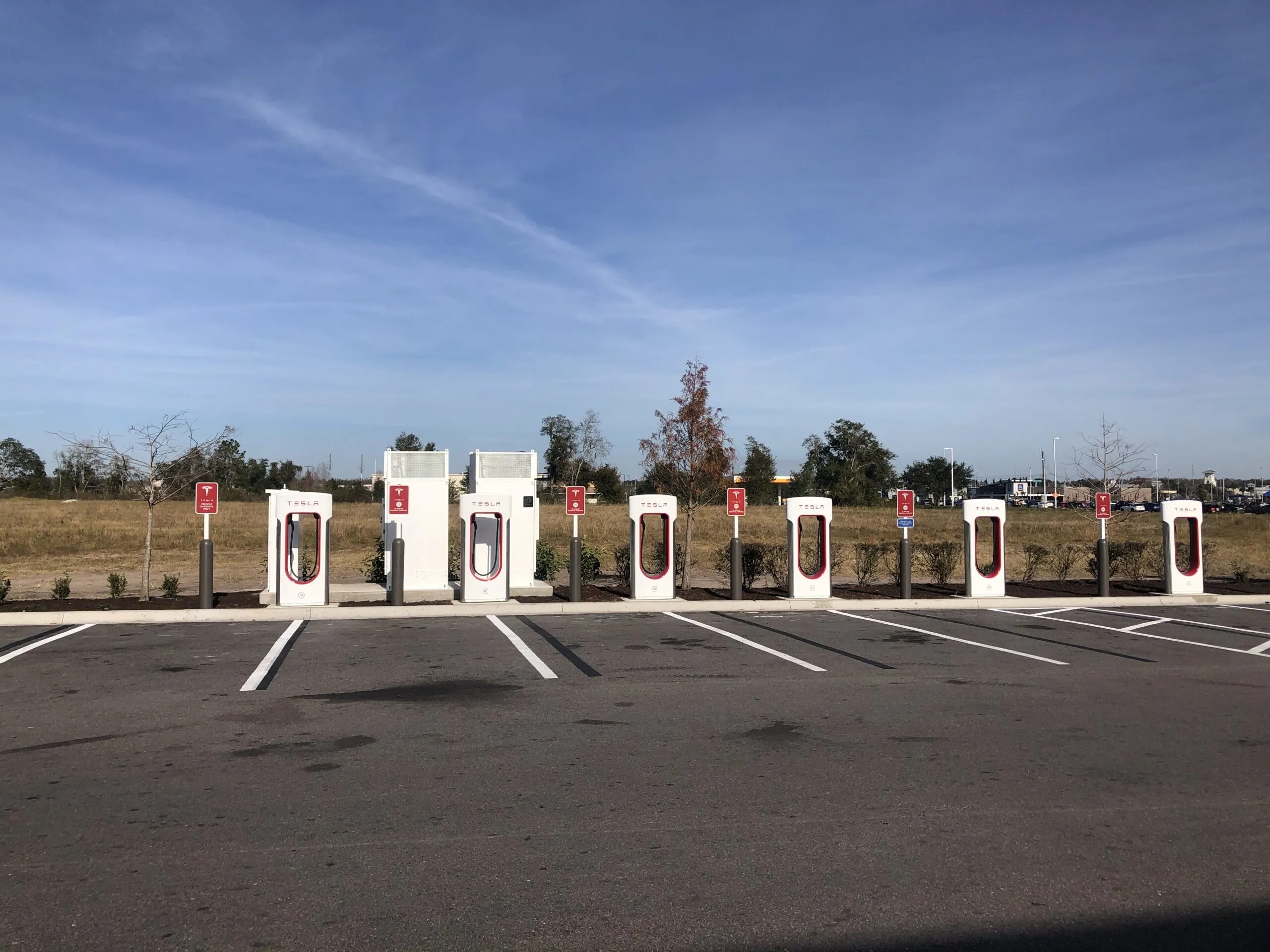 New Land 'O Lakes, FL Version 3 Superchargers Tesla Owners South Florida