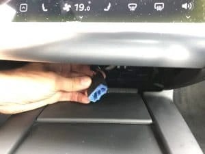 Tesla OBD2 Schnittstelle auslesen - Teslawissen