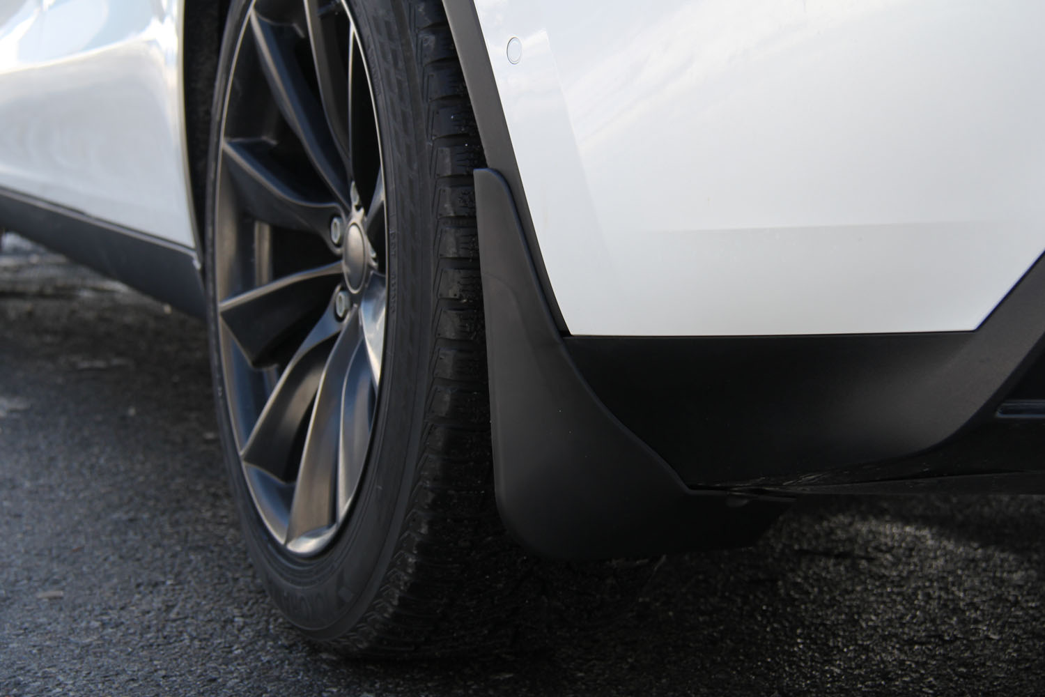 Model Y Snow & Mud Flaps Tesloid Canada