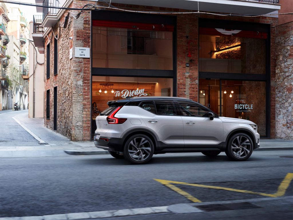 THE VOLVO XC40 VOLVO'S NEW AND SMALLEST SUV