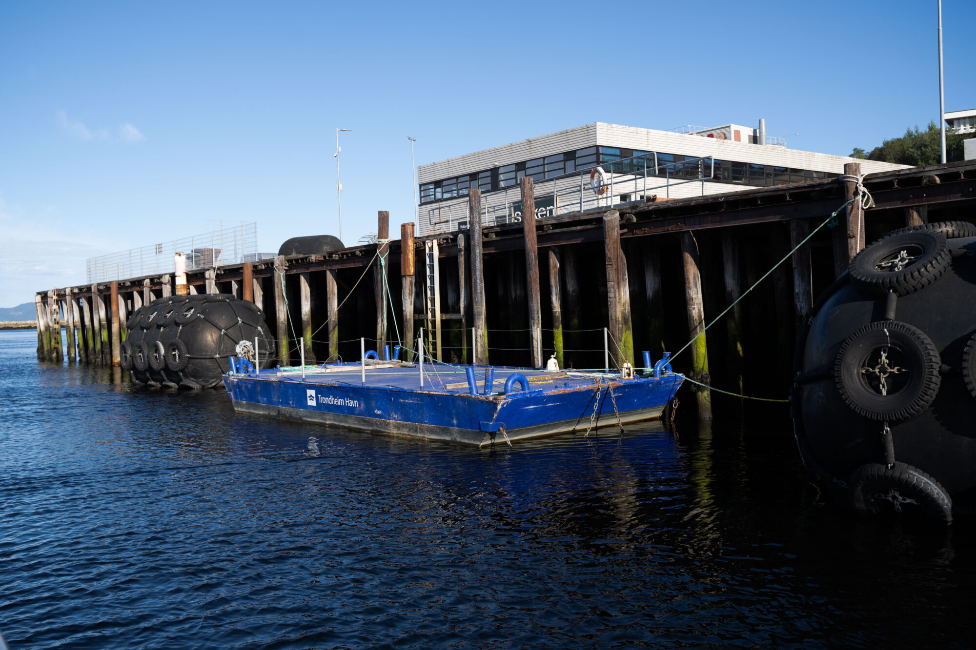 Floating work platform Testination