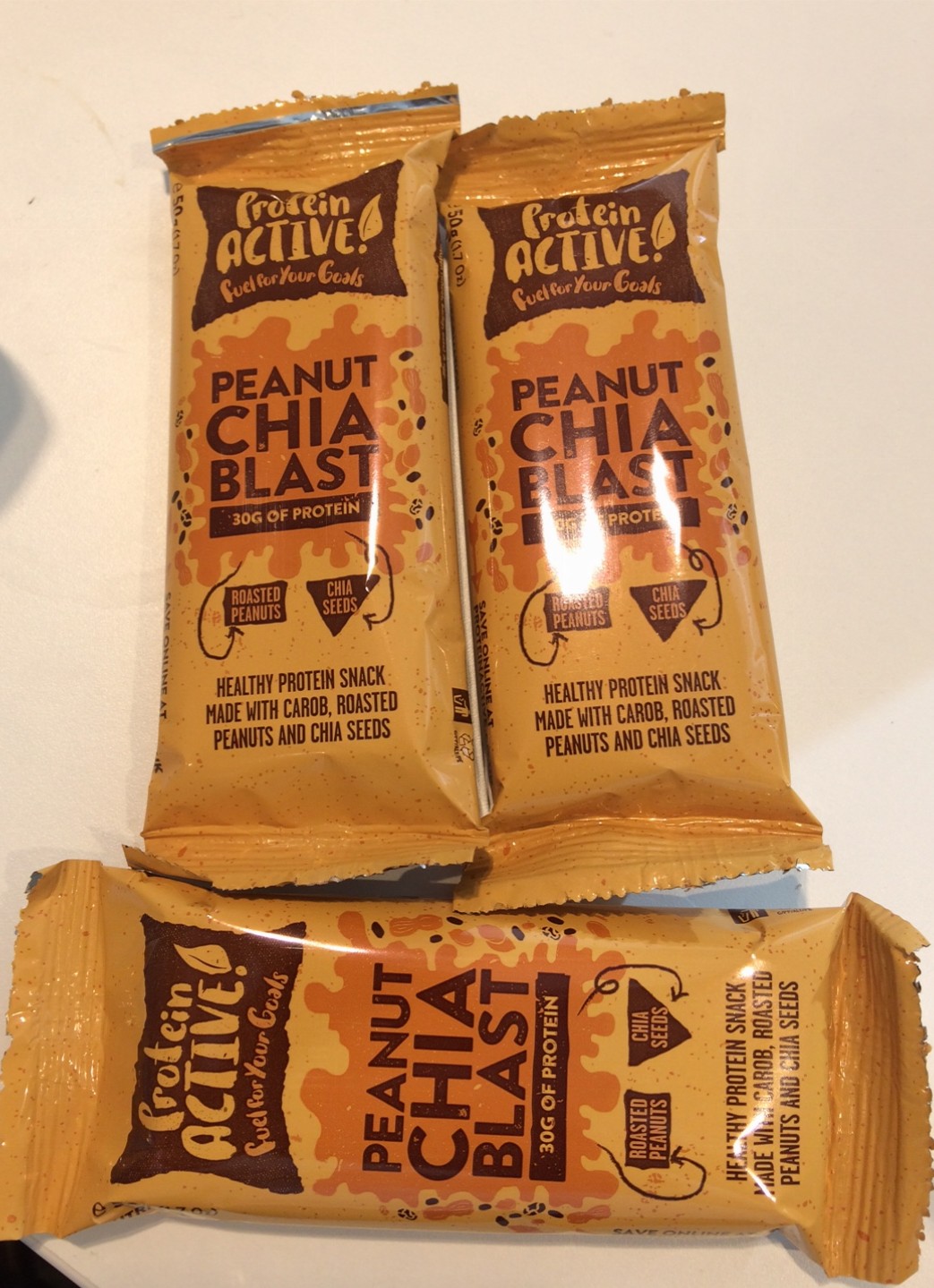 Protein Active Peanut Chia Blast Protein Bar Review • T E S T O S T E R
