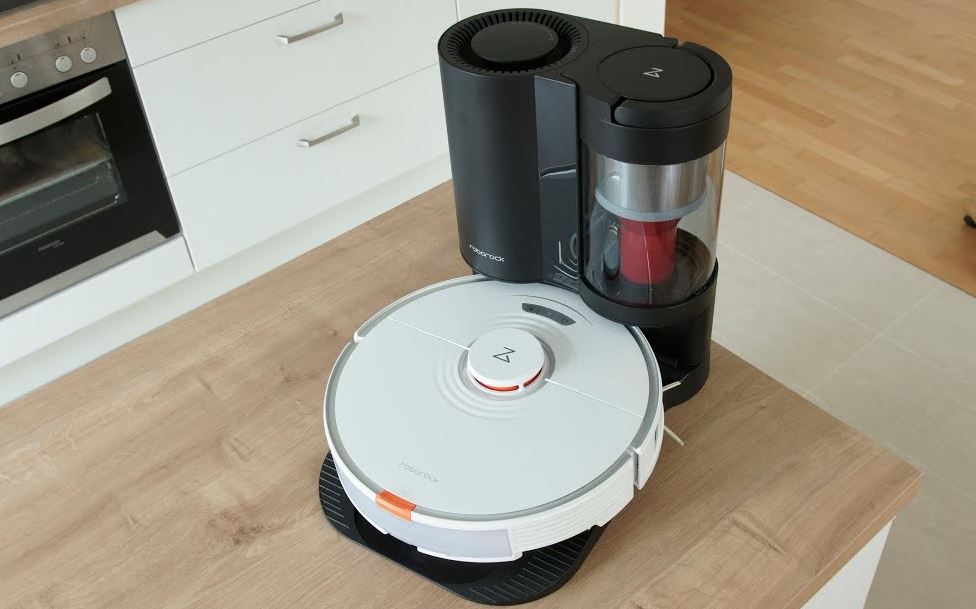 Roborock S7+ Saugroboter mit Absaugstation im Test und Video