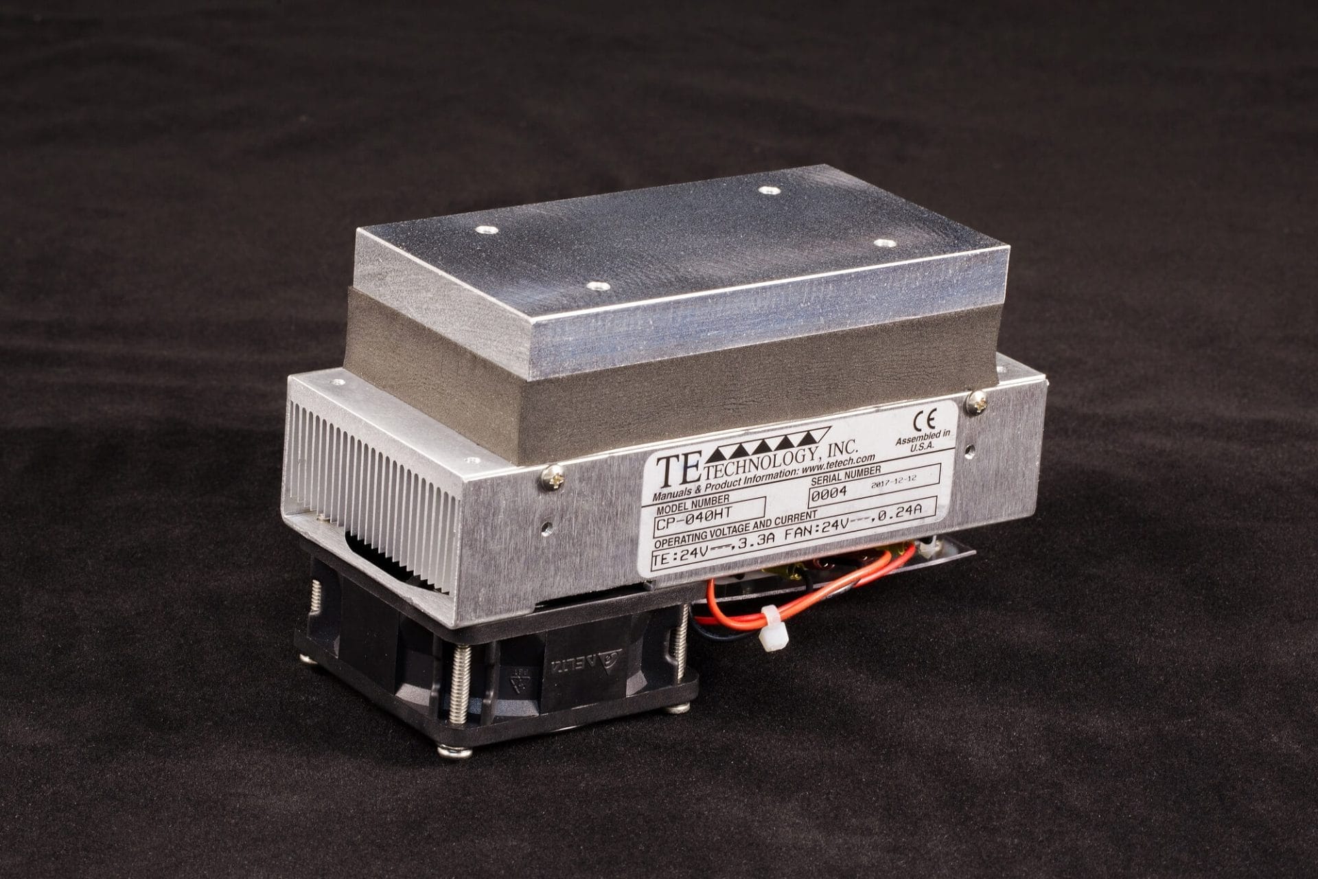 ThermoelectricPeltier Cold Plate Cooler & Heater CP040HT