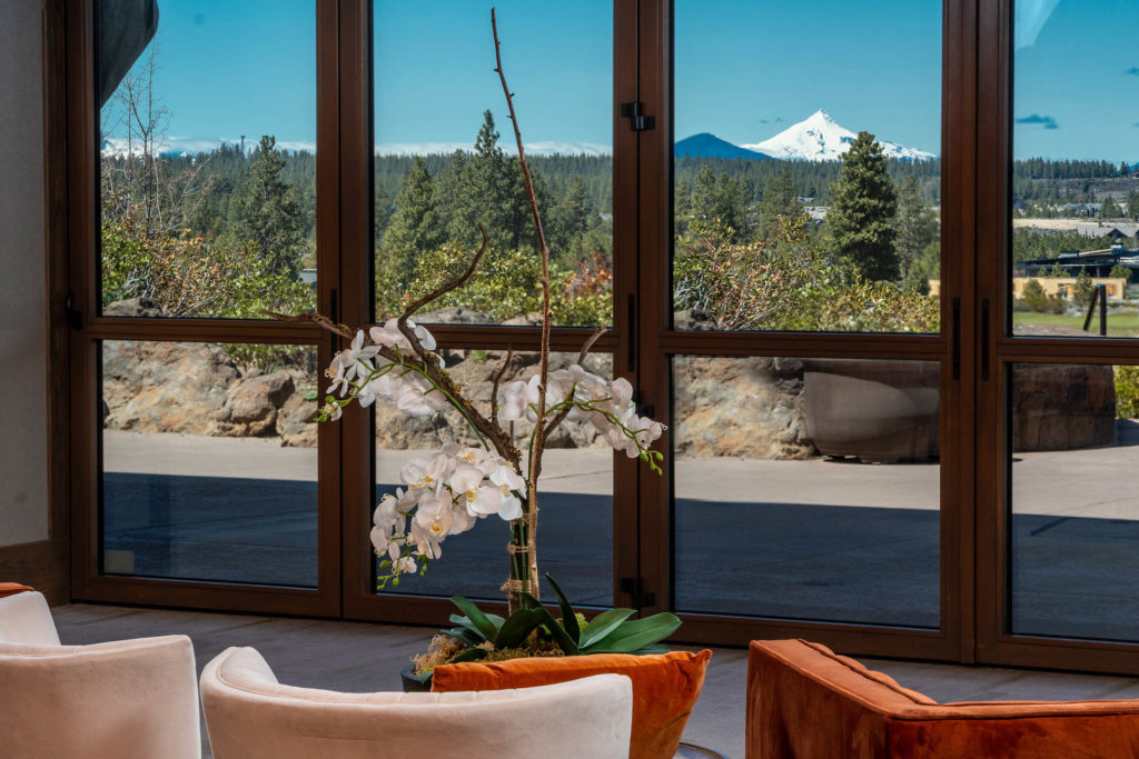 Tetherow Event Pavilion A Luxury Event Venue in Bend, Oregon