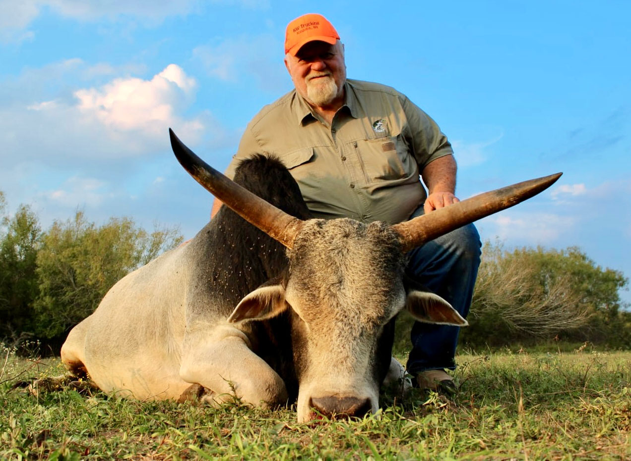 South Texas Exotic Hunts Tatonka Creek Ranch