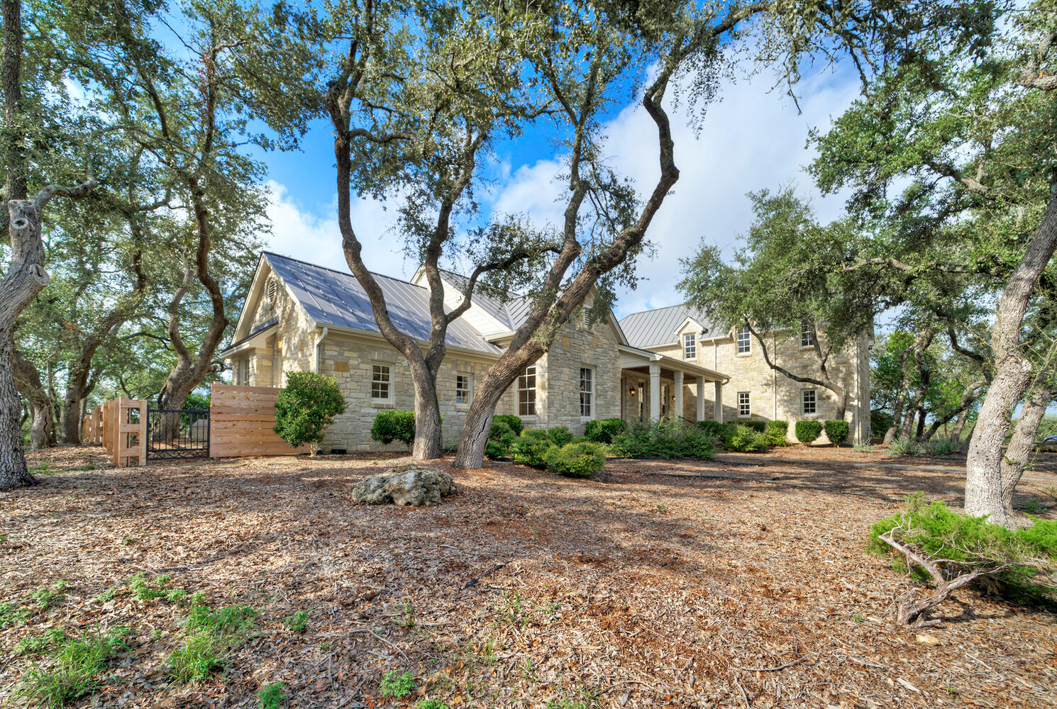 16301 Sawyer Ranch Road TexasLand