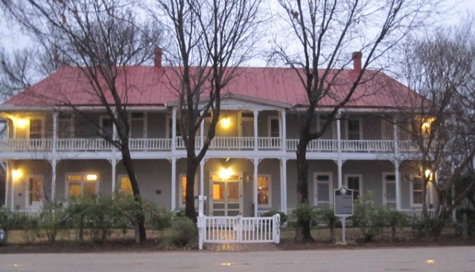 5 Fun Things to Do in Kingsland, Texas