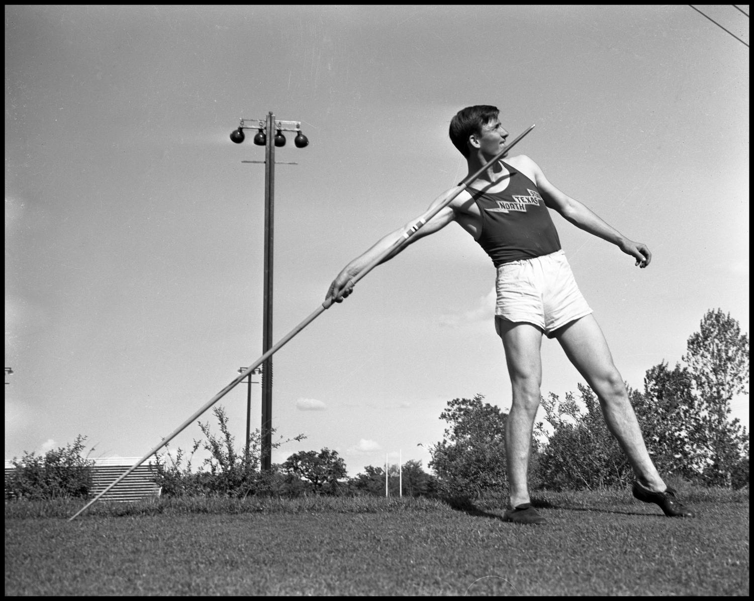 [Men's Javelin Throw] The Portal to Texas History