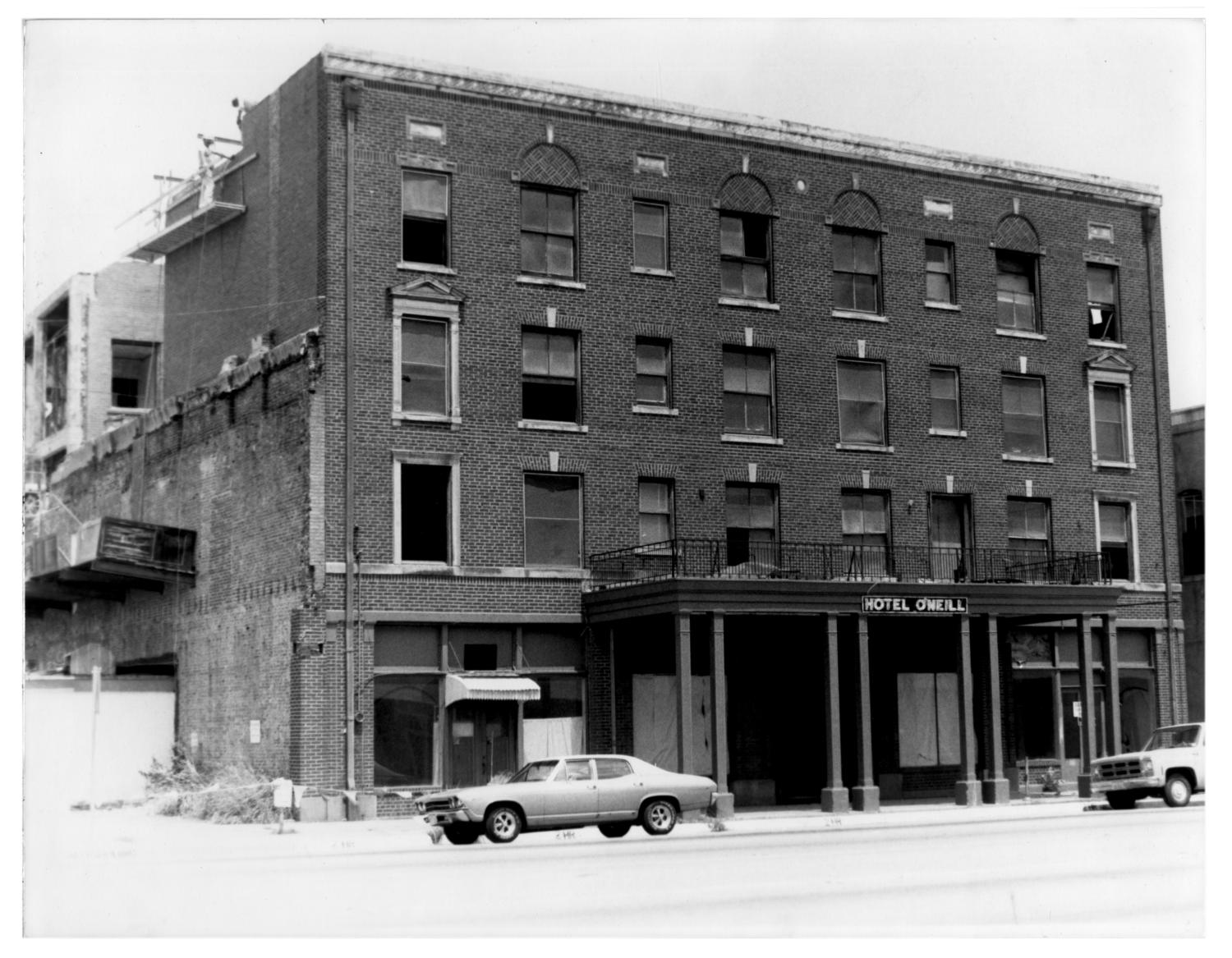 [Hotel O'Neill 313 Spring Street] The Portal to Texas History
