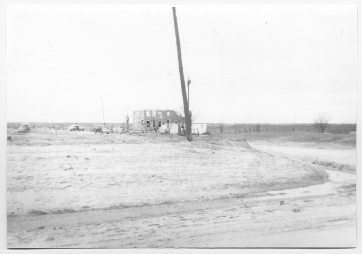 [Photograph of the Higgins Tornado Destruction] The Portal to Texas