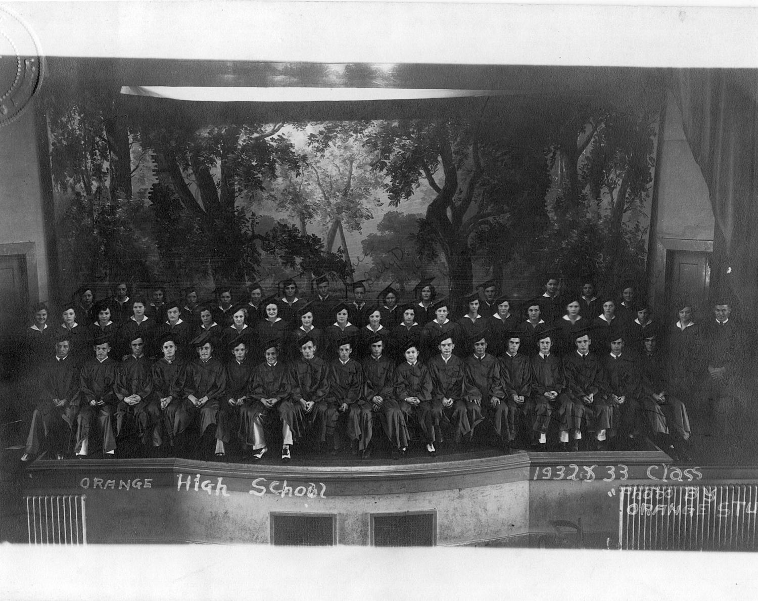 [Orange High School, Senior Class of 1932 1933] The Portal to Texas