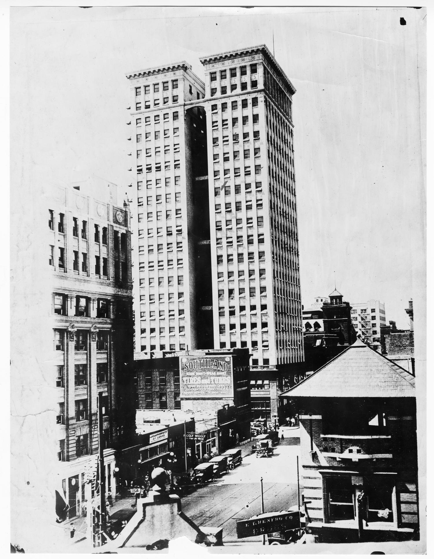 [W.T Waggoner Building, ca. 1918] The Portal to Texas History