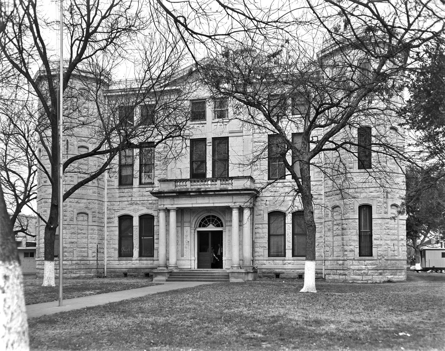[Val Verde County Courthouse] The Portal to Texas History