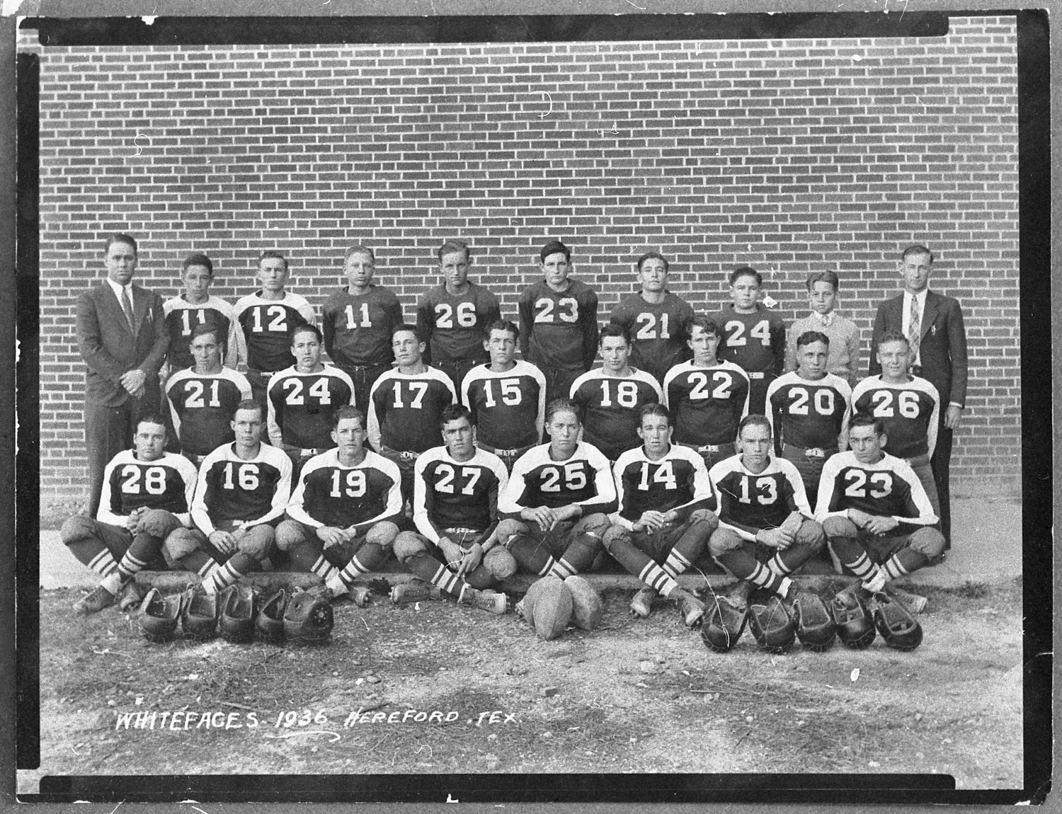 [Hereford High School Football Team] Side 1 of 1 The Portal to