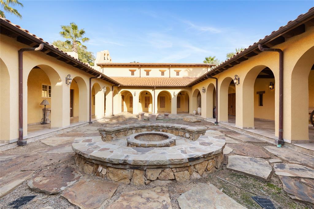 Southern Star Ranch 300 acres (SOLD) Texas Home and Ranch