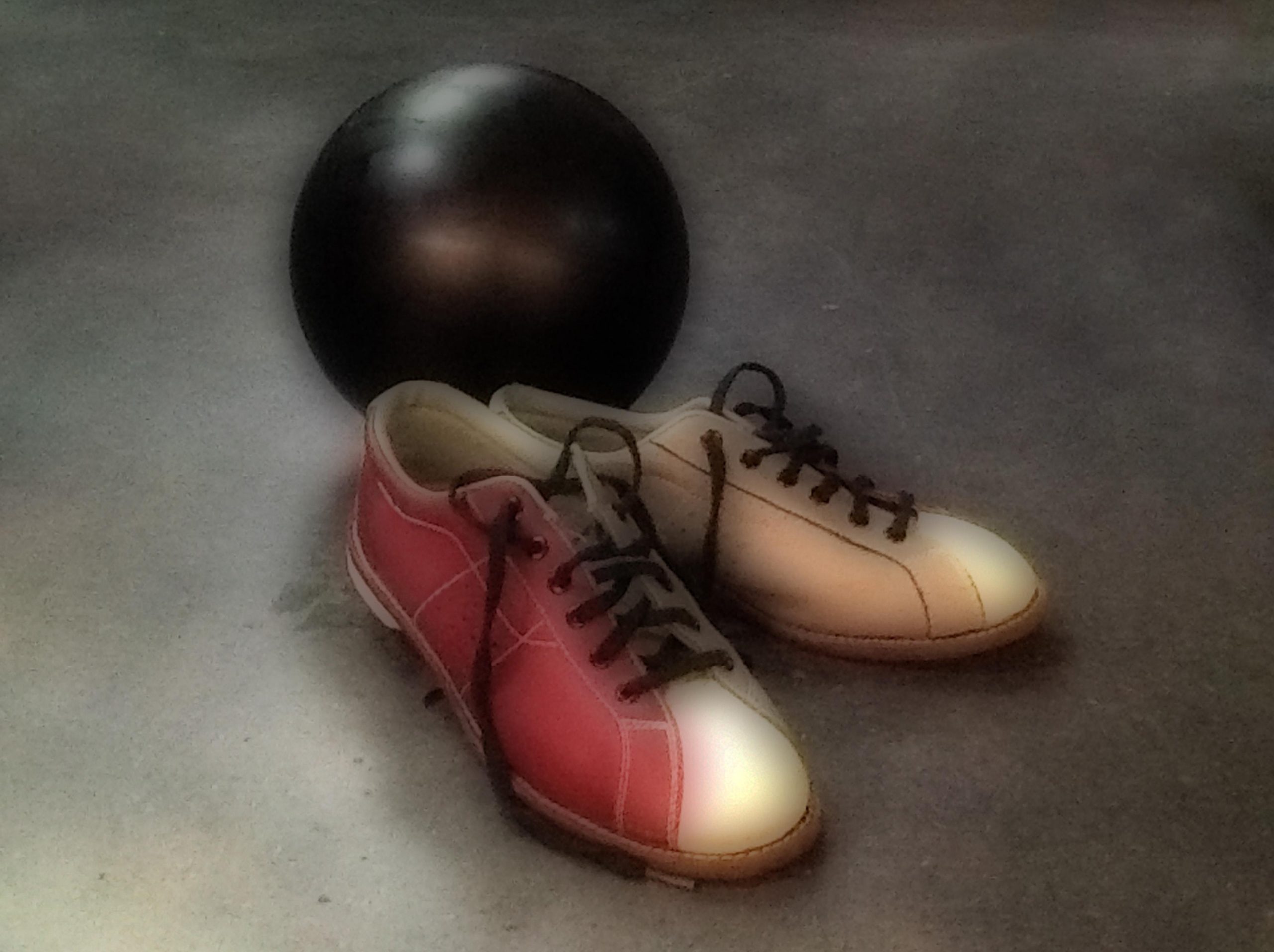BOWLING SHOES & BALL Texas Home Educators
