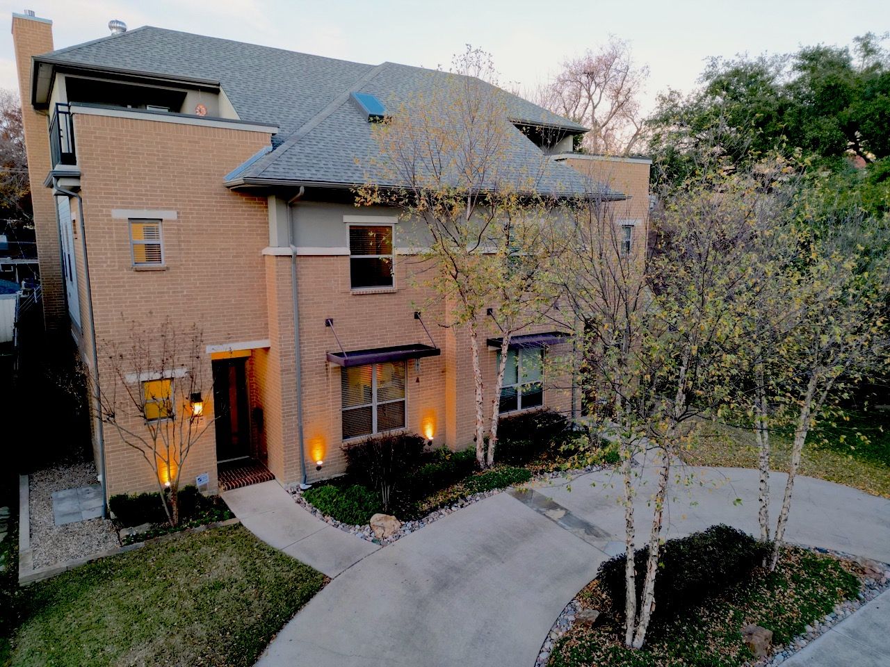 Modern M Streets Home 5617 Martel Avenue, Dallas TX