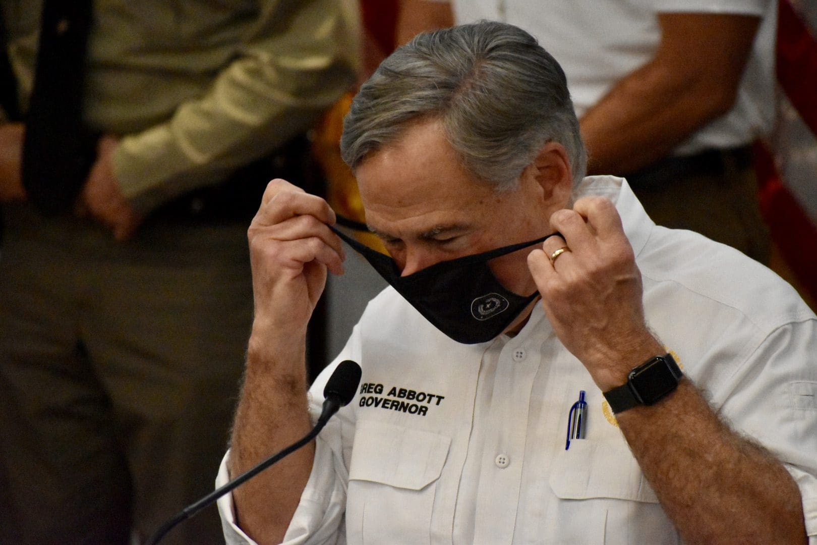 Abbott Has Still Not Called a Special Session on Vaccine Mandates