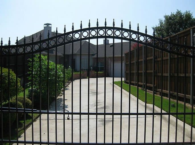 Iron Gates Texas State Fence and Patio