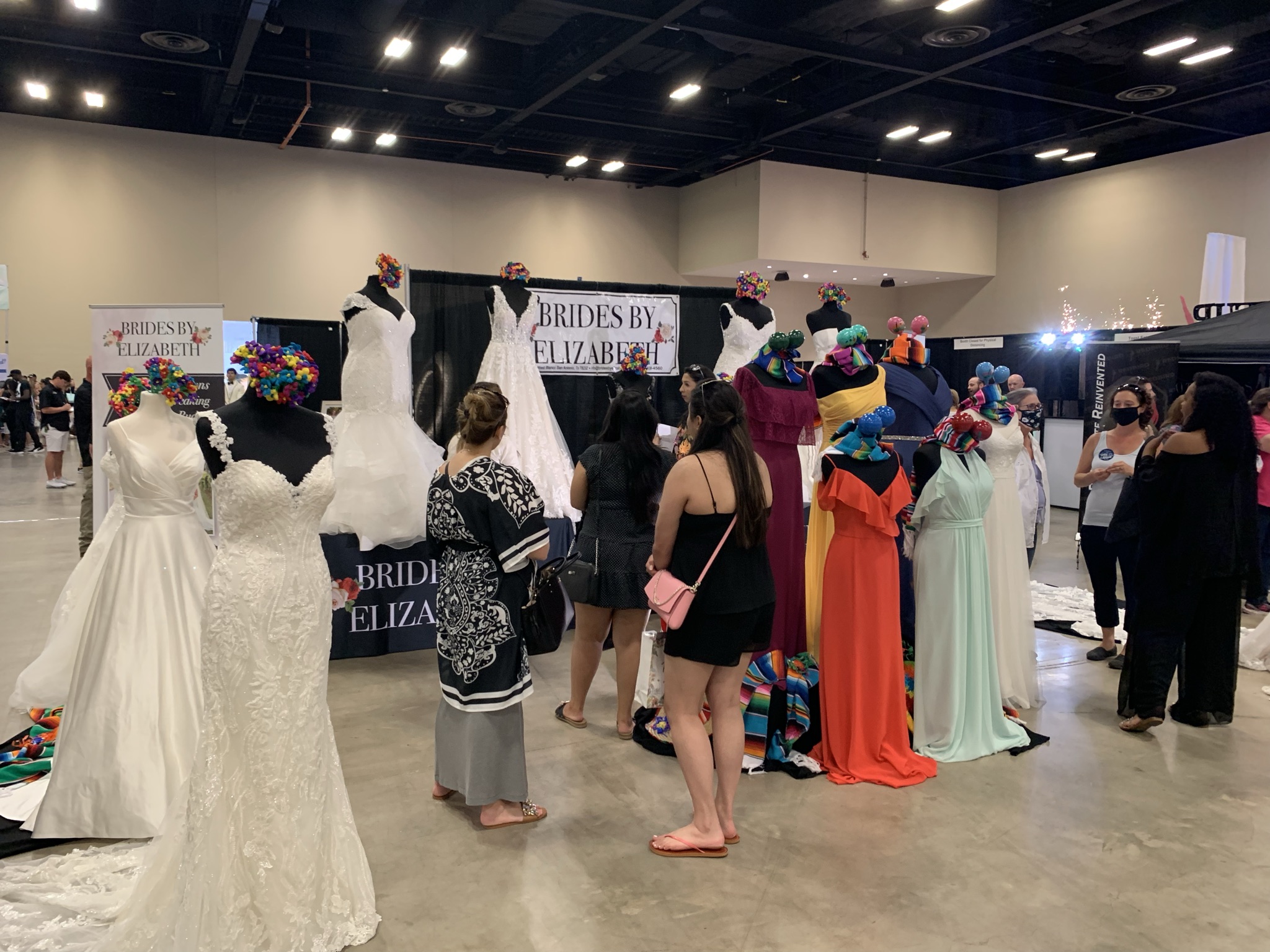 Missed the San Antonio Bridal Extravaganza? Check out all the highlights here! Texas Weddings